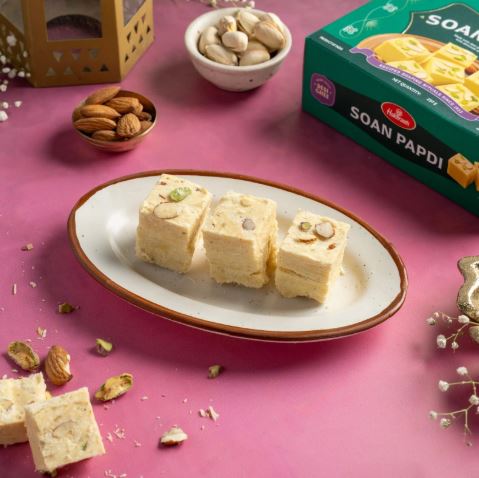 HALDIRAM'S Soan Papdi Desi Ghee Flaky Dessert