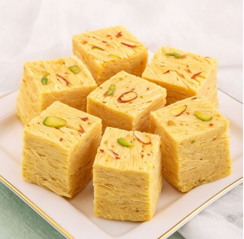 Bikano Soan Papdi Desi Ghee 500g - Premium Indian Sweet Soft Snack| Soft Texture, Sweet Flavor | Hand-rolled Laddus Ideal For Diwali And Festive Celebrations